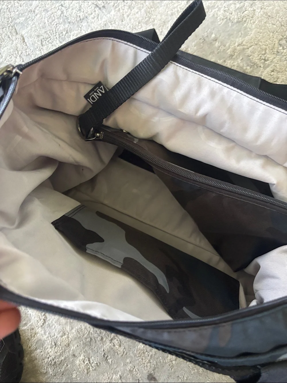 ANDI Camouflage Laptop Tote Bag - Black/Gray Camo